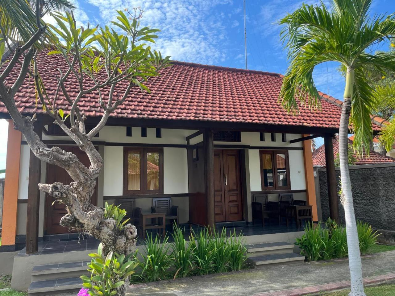 Prabhu Suites Lovina  Bagian luar foto