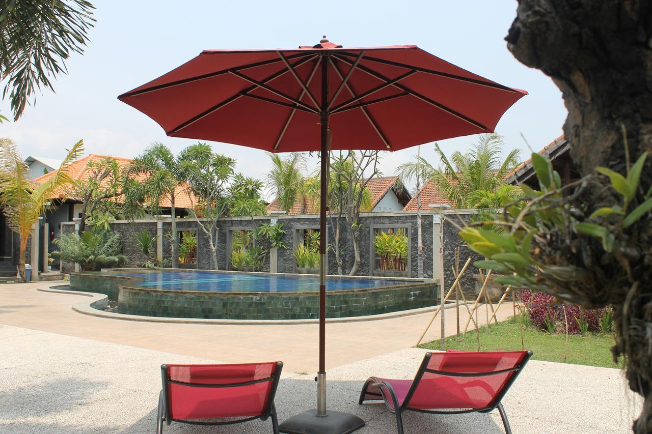 Prabhu Suites Lovina  Bagian luar foto